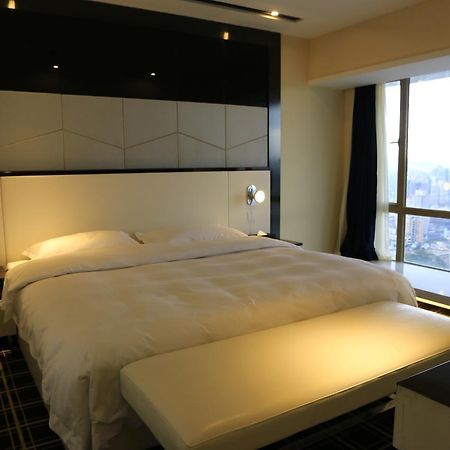 D•Mark Hotel Гуейян Екстериор снимка