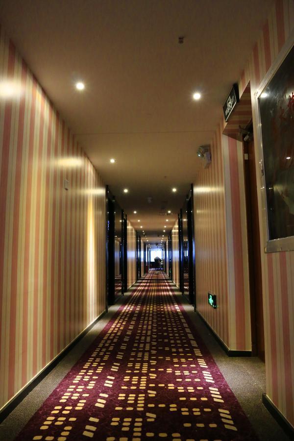 D•Mark Hotel Гуейян Екстериор снимка